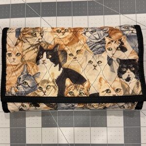 Vintage Larenda Cat Print Quilted Wallet Checkbook